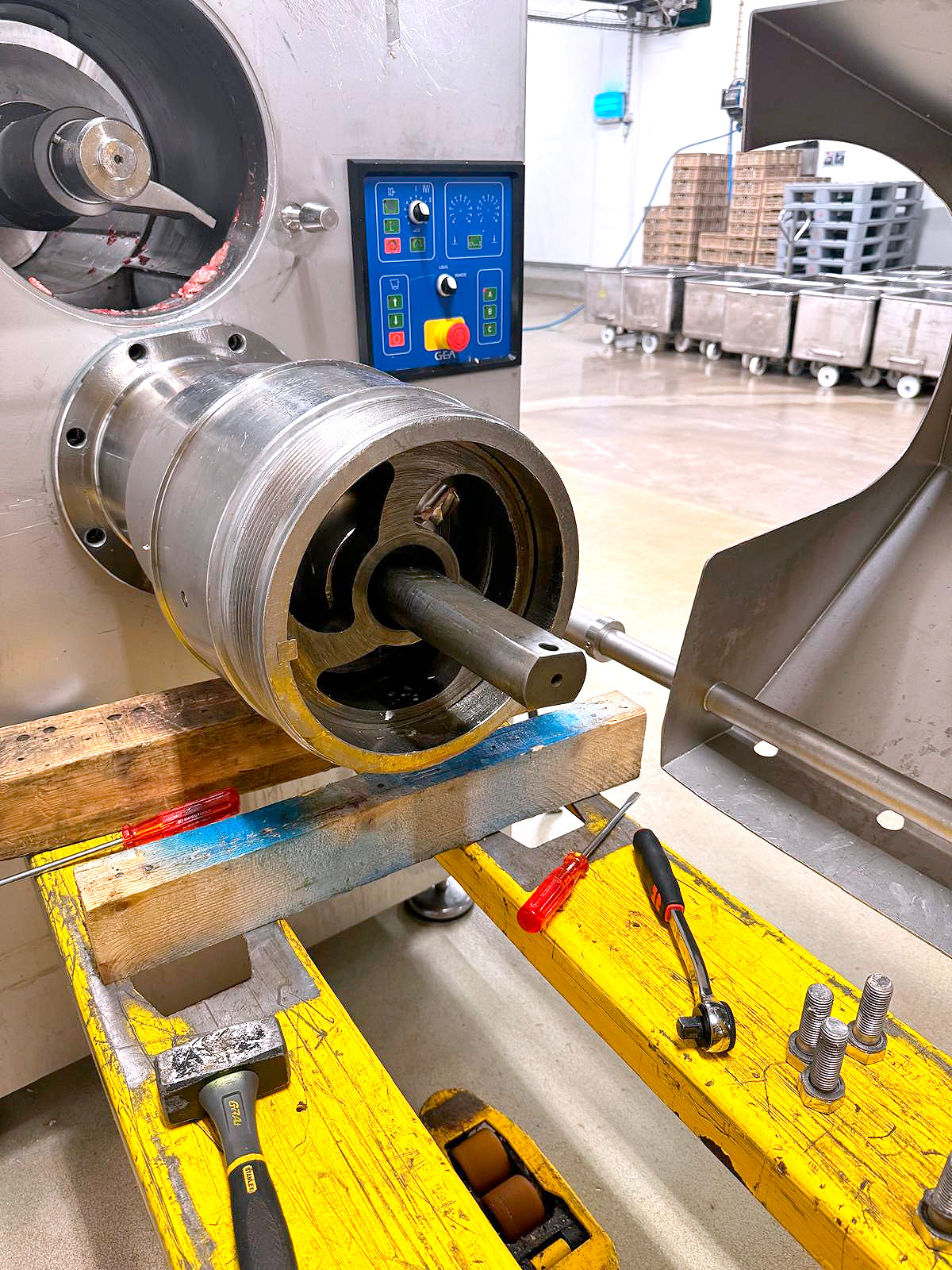 Nettoyage technique industriel : Hachoir - Nettoyage Compartiment Technique – Hachoir Industriel Velati